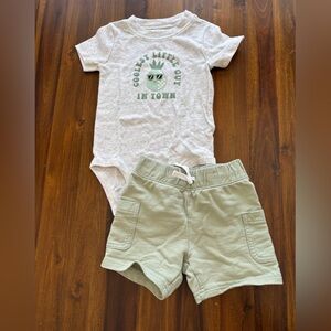 18m Carter’s set